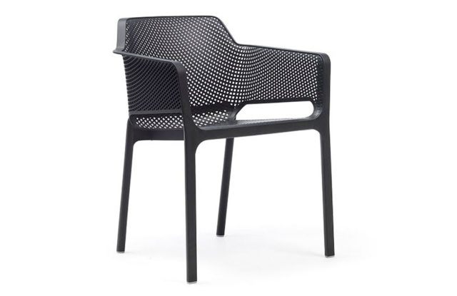 Gartenmöbel im Frühjahrsputz: Die richtige Pflege | Online Möbel Magazin